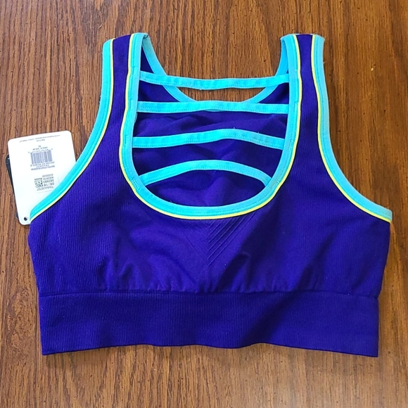 Women's Sports Bra Bundle of 3 - with FREE item** - Picture 5 of 9